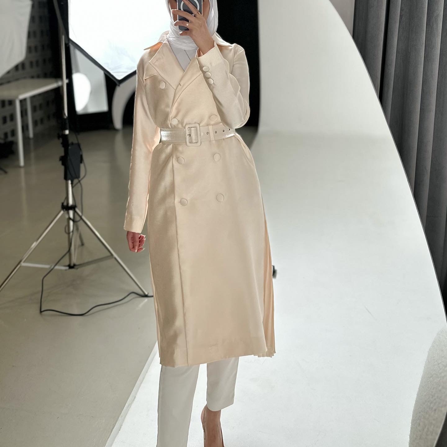 Half pleated jacket