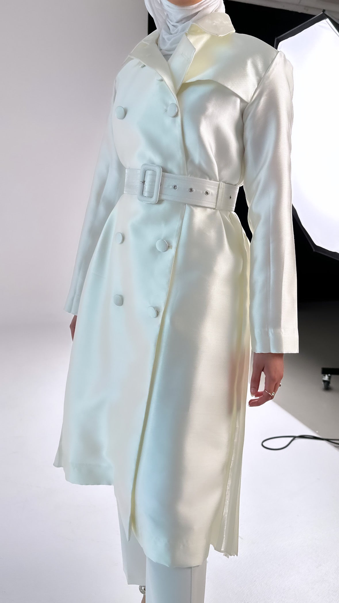 Off-white half pleated jacket